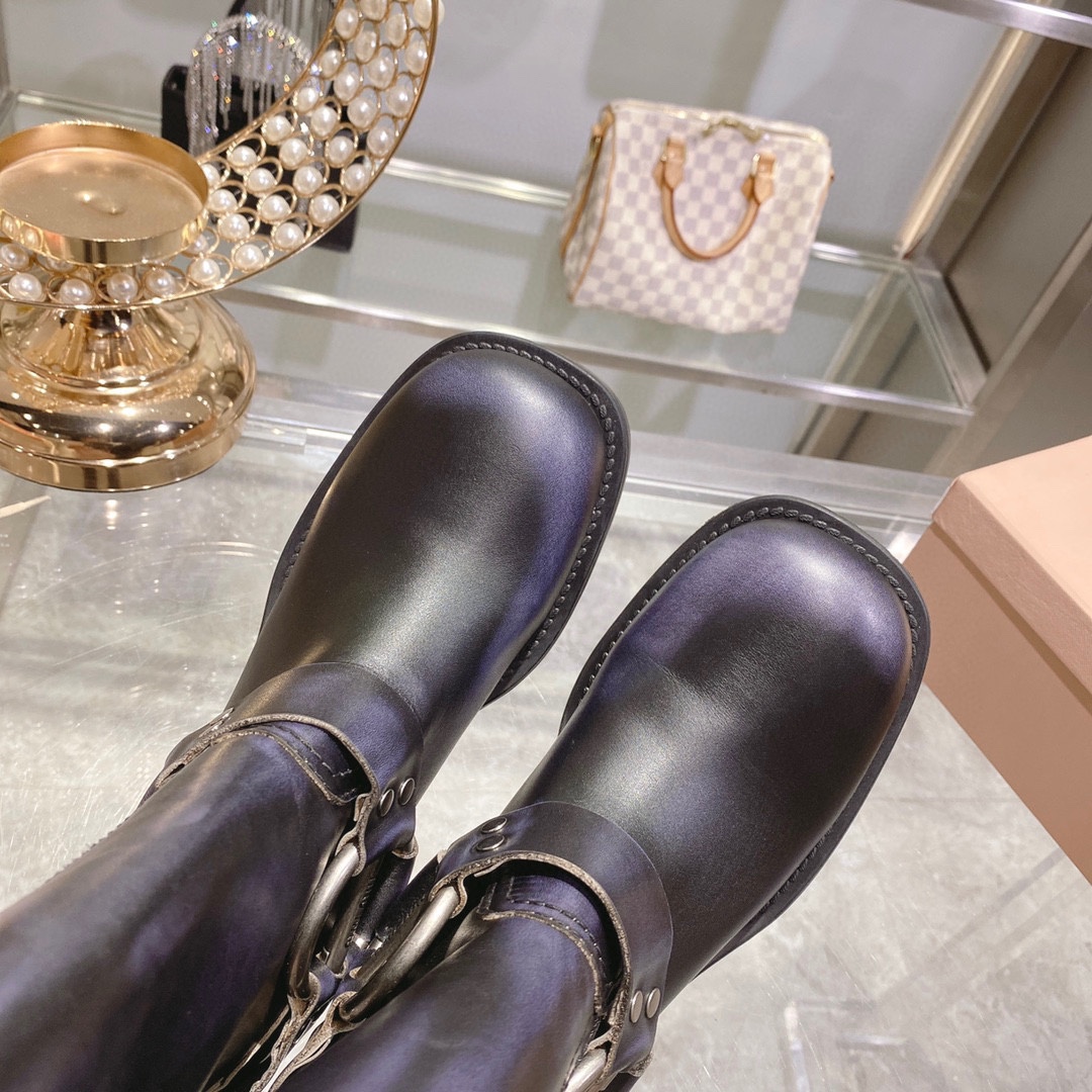 Women's high heels